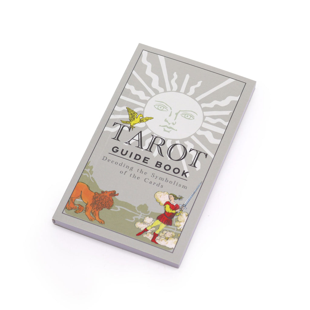 Taro kortos „Requiem Arcana“ su knygele – gotikinė kaladė