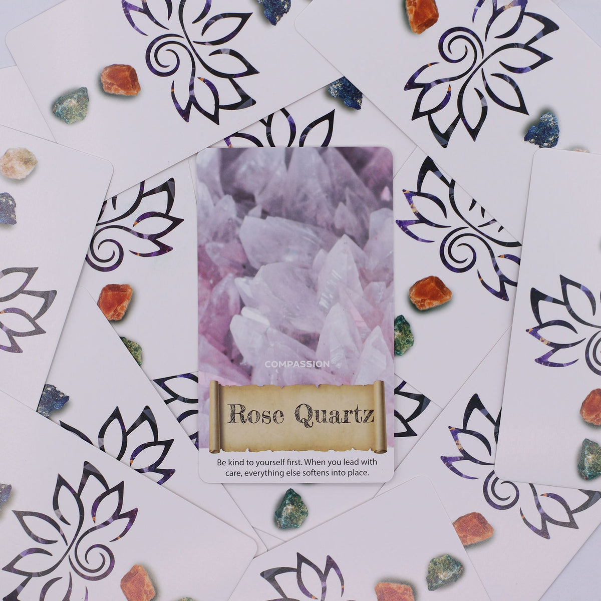 Orakulo kortos „Crystals & Elixirs“ – kristalai ir eliksyrai